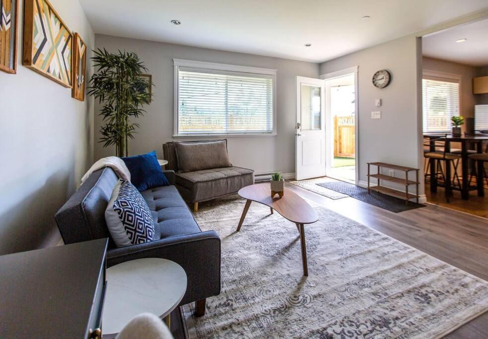 Beautiful & Cozy 1 Bedroom 1 Bath In The Westshore Victoria Exteriér fotografie